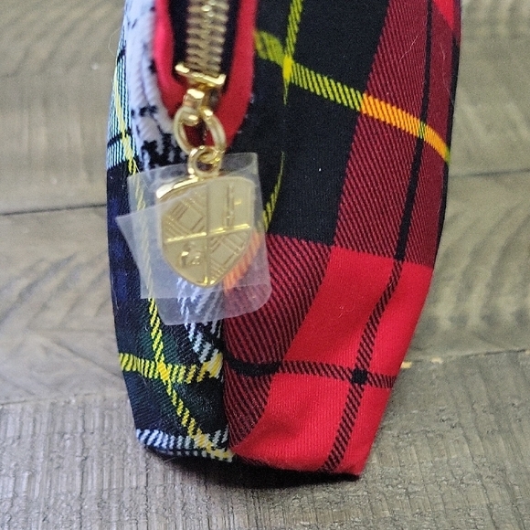 Estee Lauder Red and Black Makeup Bag with Tartan Design - Picture 7 of 7